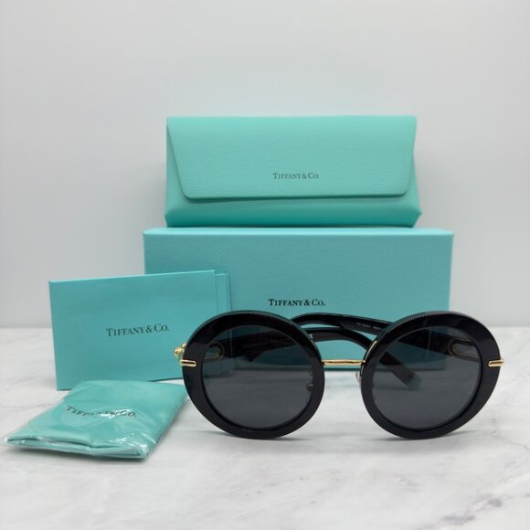 Tiffany & Co TF 4201 8001S4 Black Plastic Round Sunglasses Grey Lens NOTE - Picture 1 of 13